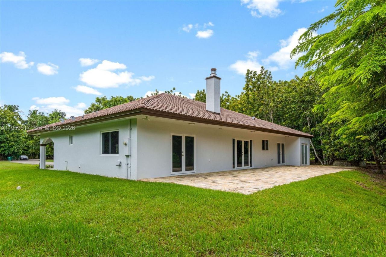 21991 SW 252nd St , Homestead, FL 33031 Photo