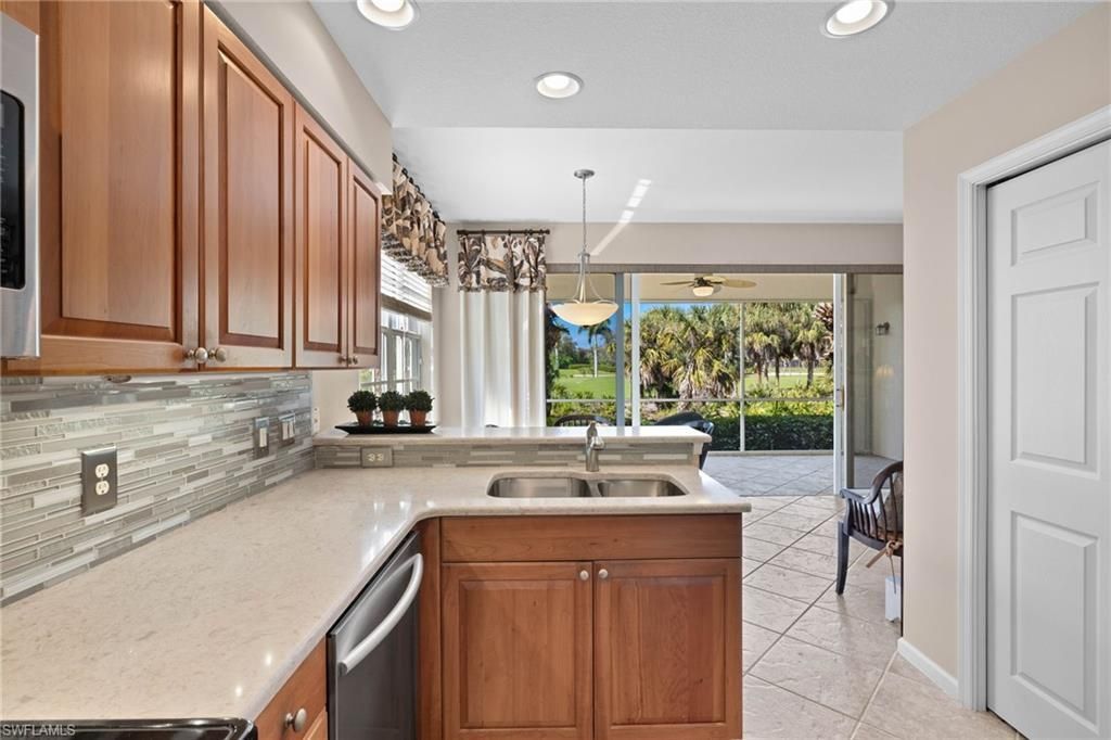16298 Crown Arbor Way, Unit 101, Fort Myers, FL 33908 Photo