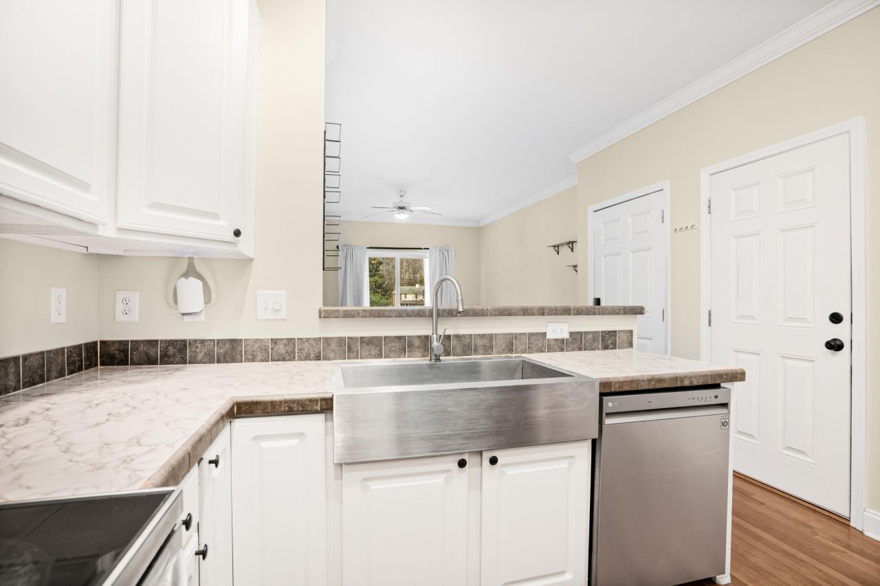 1829 Dogwood Road Photo 12