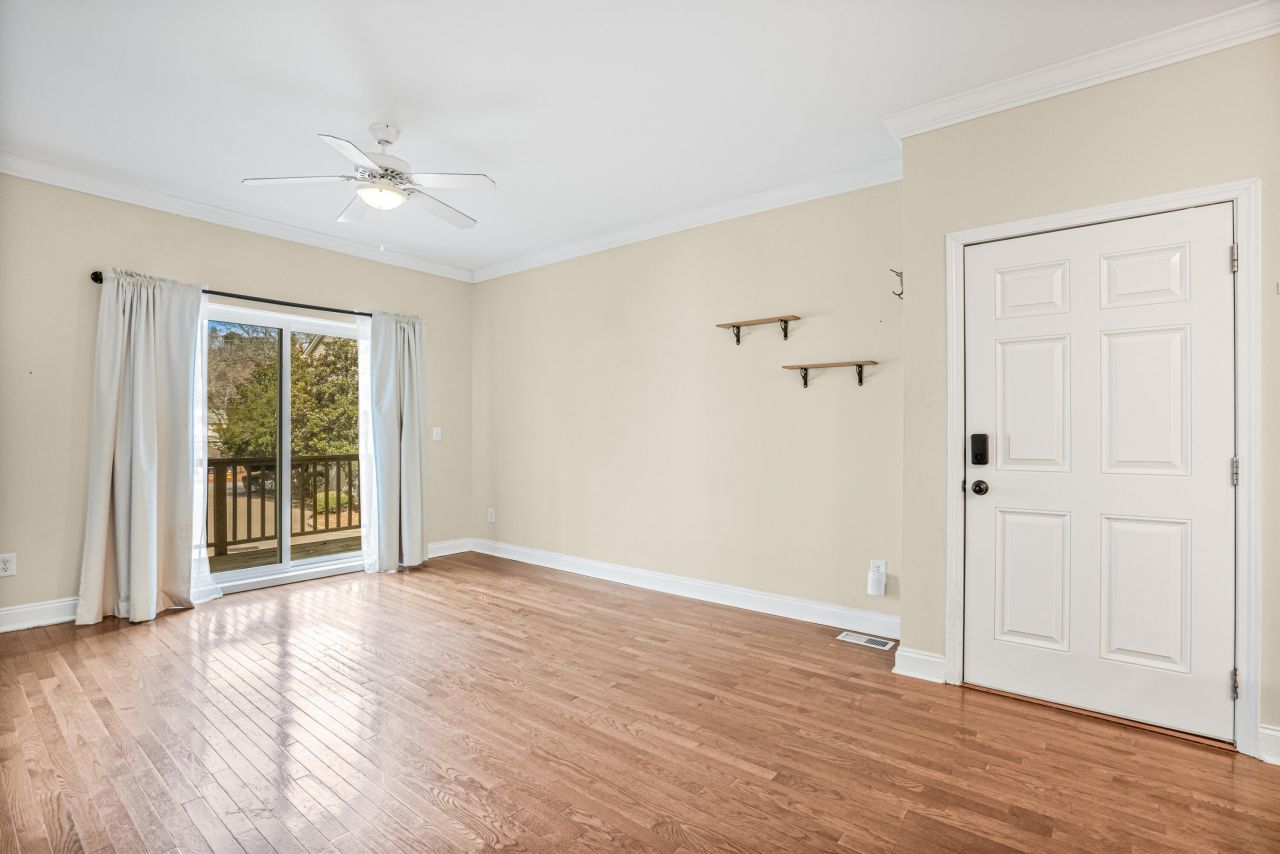 1829 Dogwood Road Photo 4