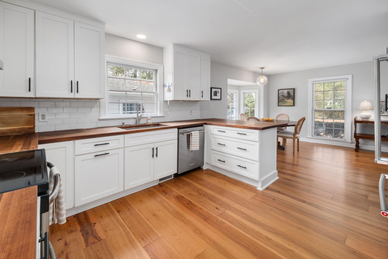 1055 Grand Concourse Street Photo 15