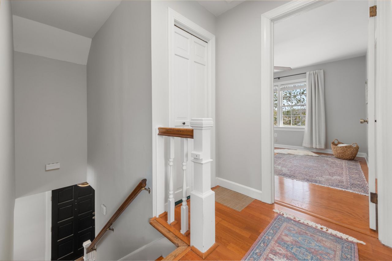 1055 Grand Concourse Street Photo 26