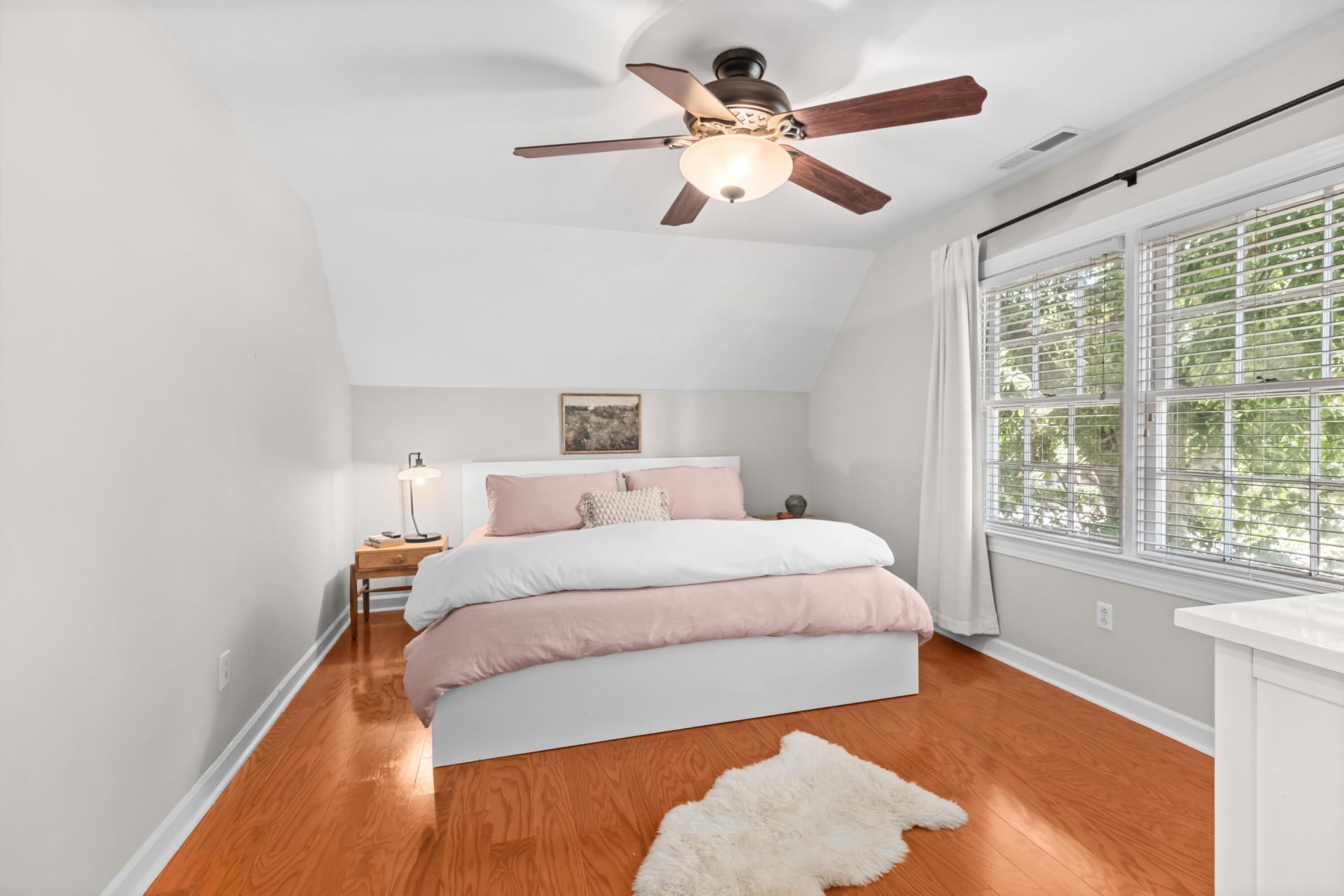 1055 Grand Concourse Street Photo 32
