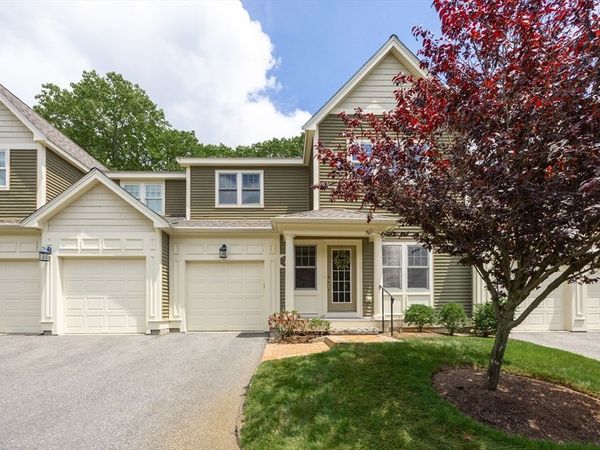 4 Lowell Dr, Unit 4, Hopkinton, MA 01748
