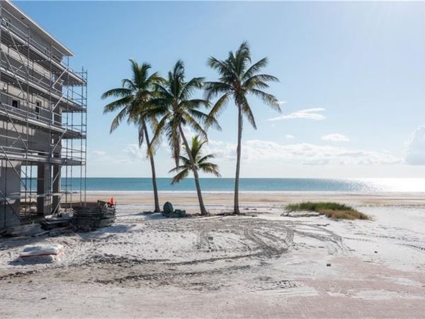 50 Dakota AVE , FORT MYERS BEACH, FL 33931