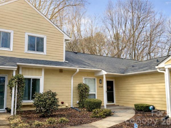 1047 Sardis Cove Drive, Charlotte, NC 28270