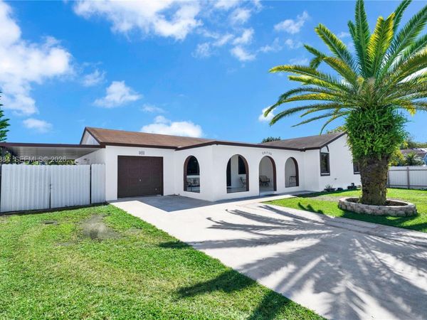 28705 SW 142nd Ct, Homestead, FL 33033