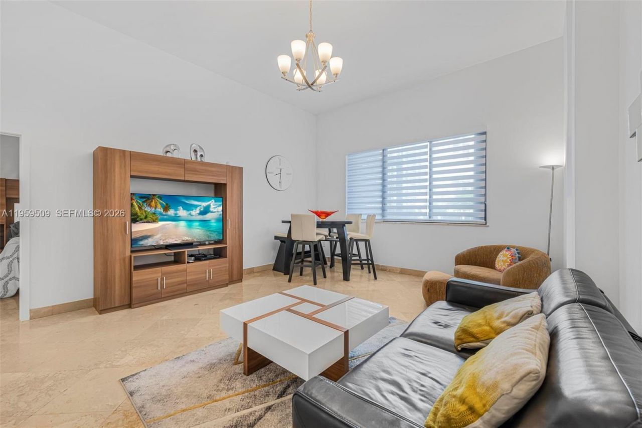 540 Brickell Key Dr, Unit 500, Miami, FL 33131 Photo