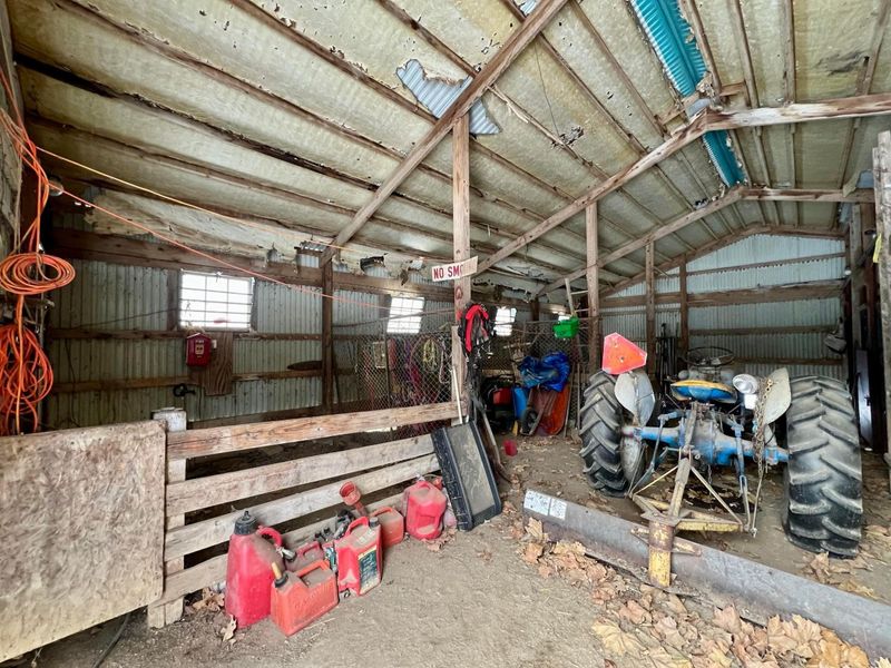 25183 New Guilford Road, Martinsburg, OH 43037 Photo 9