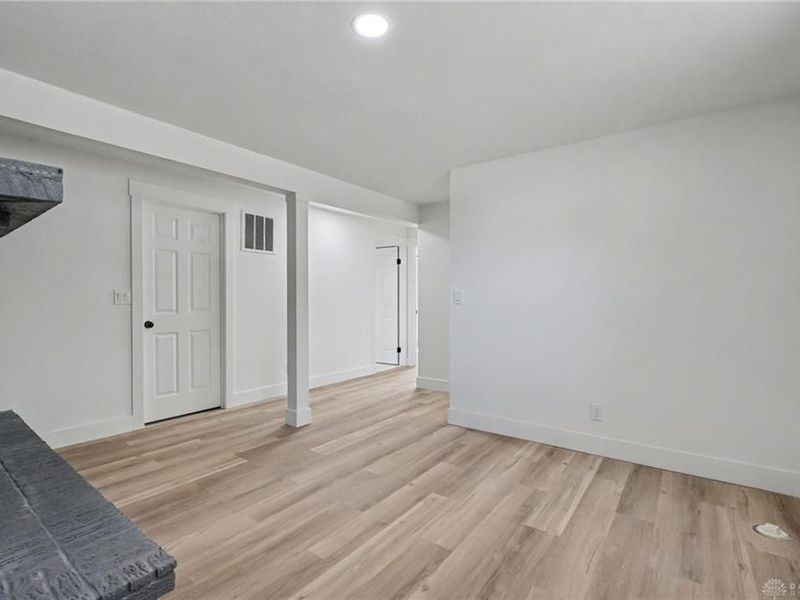 628 Jamestown Drive, Miamisburg, OH 45342 Photo 26