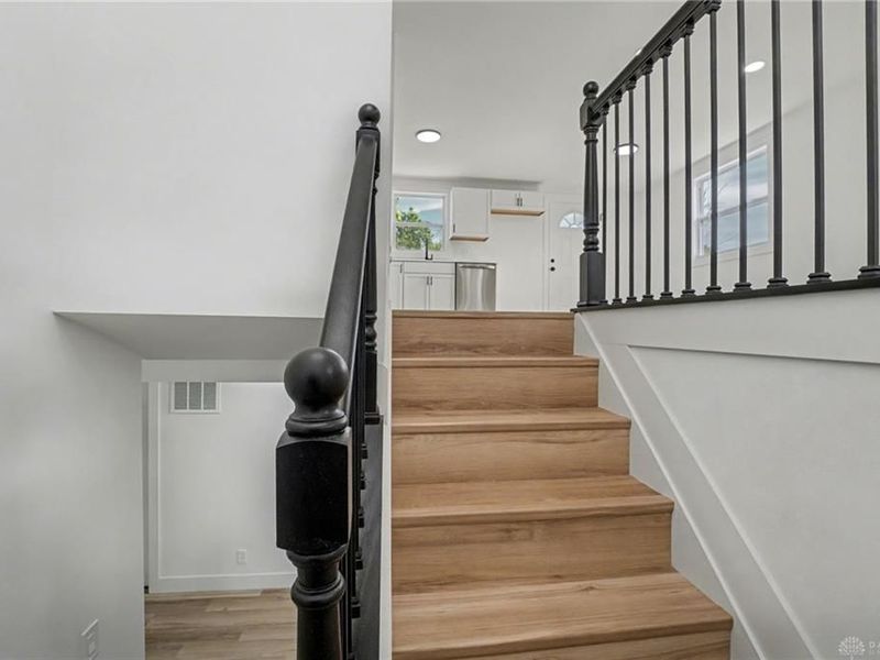 628 Jamestown Drive, Miamisburg, OH 45342 Photo 3