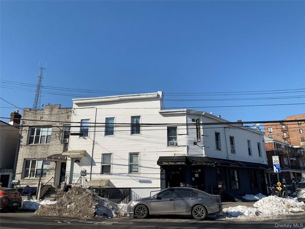 3617 Greenpoint Avenue , Long Island City, NY 11101