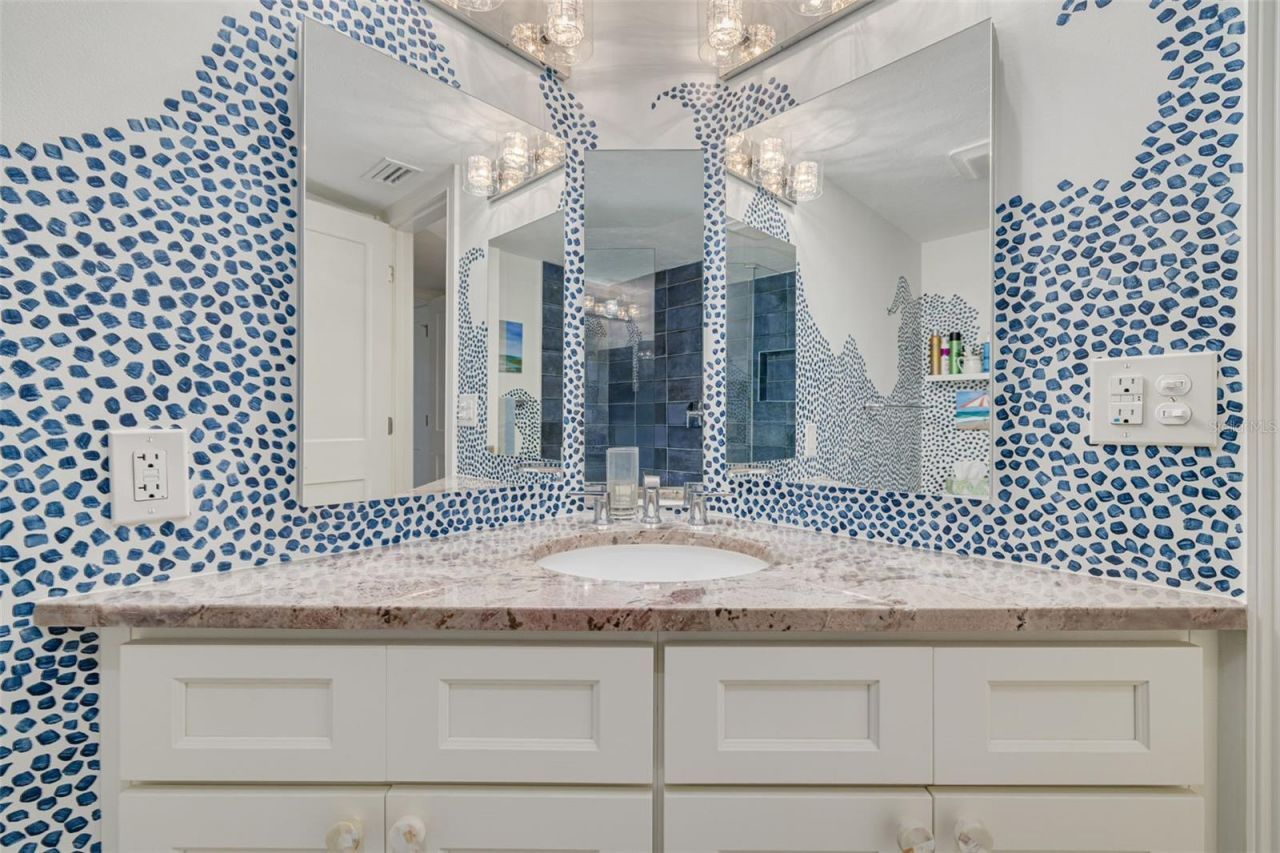 8710 Midnight Pass Road, Unit 501b, Sarasota, FL 34242 Photo