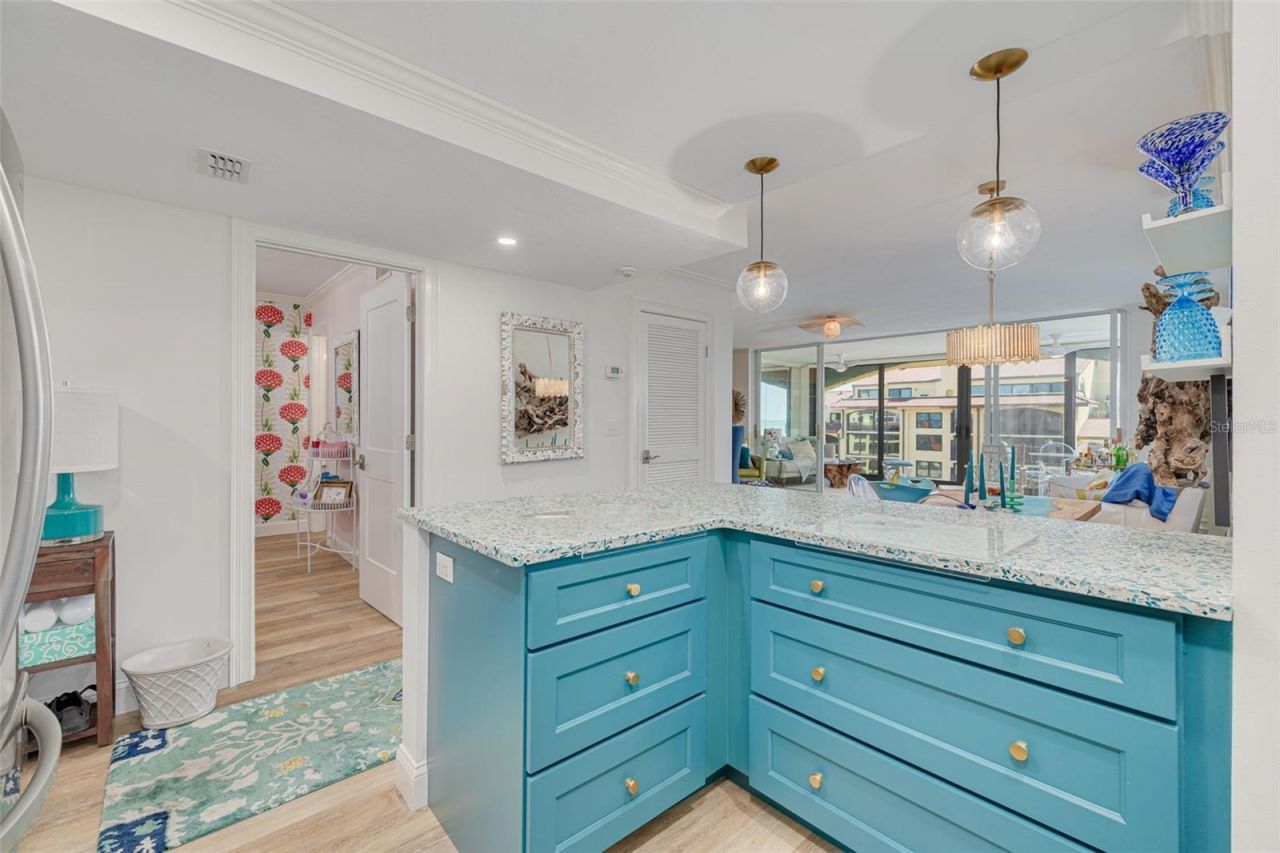 8710 Midnight Pass Road, Unit 501b, Sarasota, FL 34242 Photo