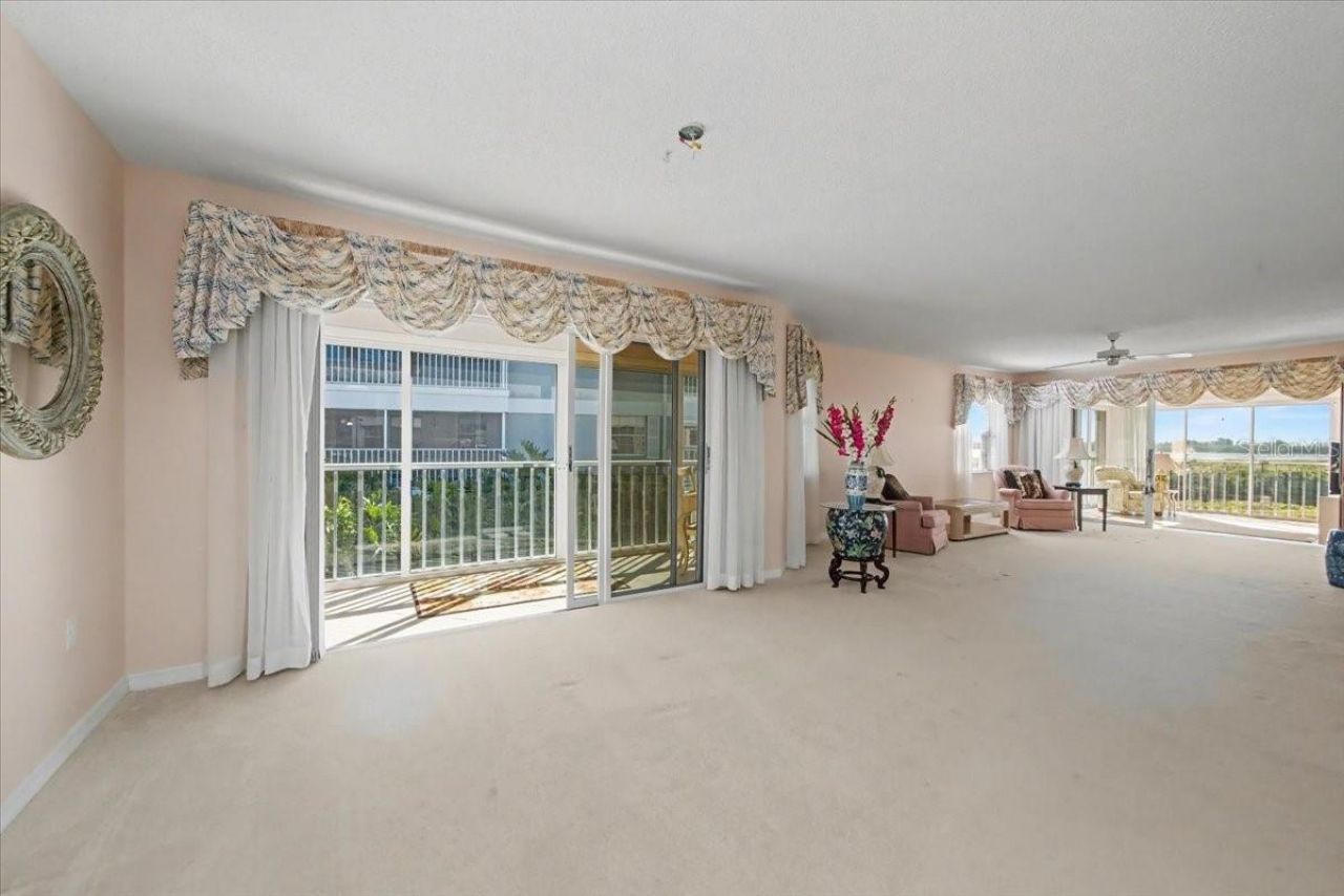 1233 Edgewater Circle, Unit 65, Bradenton, FL 34209 Photo