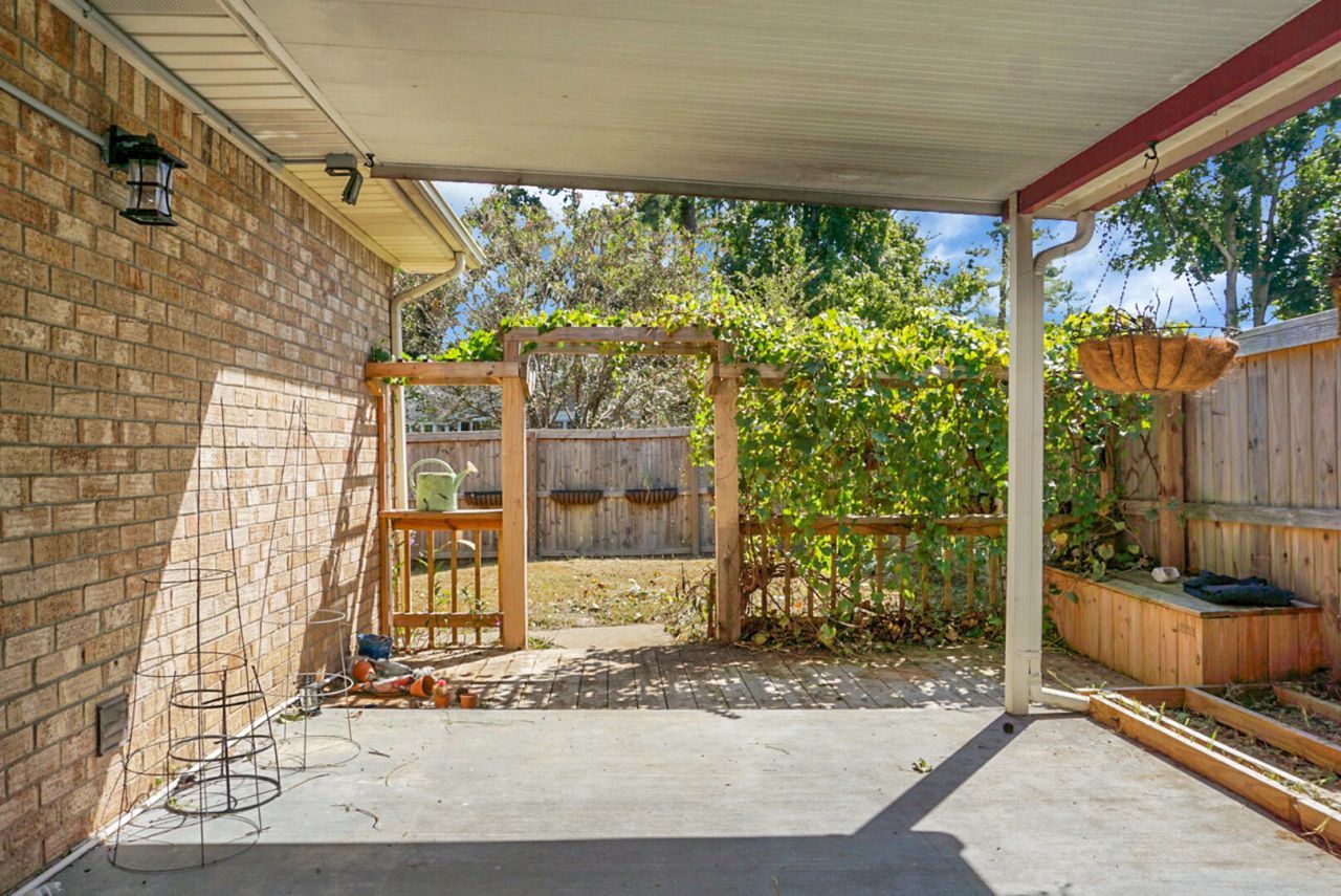 403 Bristlecone Drive Photo 18