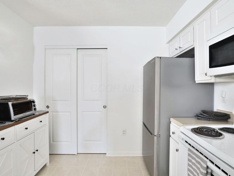 6423 Blue Knoll Drive, Unit 49, Canal Winchester, OH 43110 Photo 11