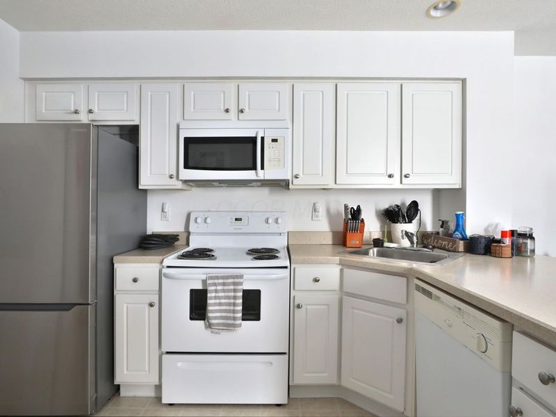 6423 Blue Knoll Drive, Unit 49, Canal Winchester, OH 43110 Photo 12