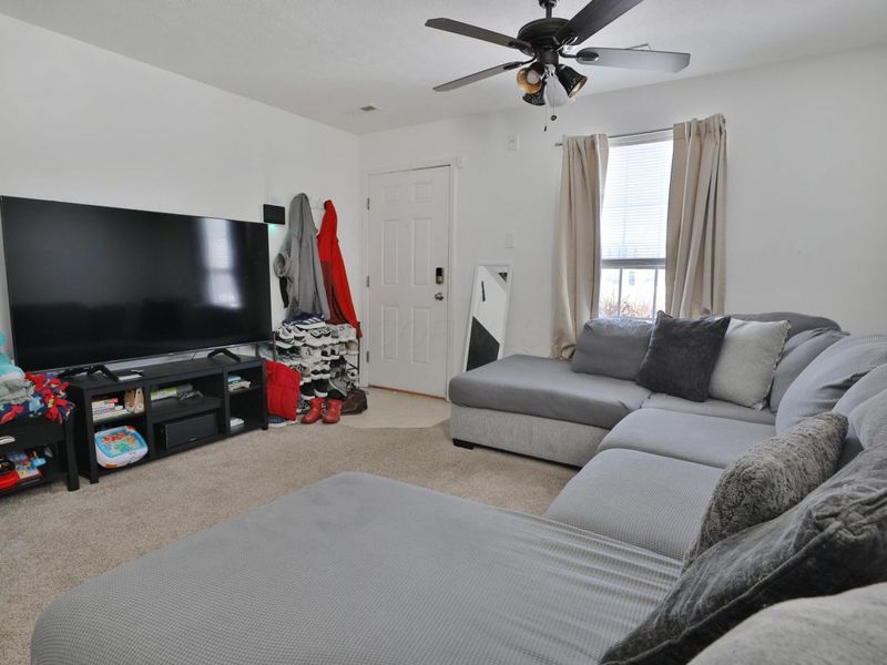 6423 Blue Knoll Drive, Unit 49, Canal Winchester, OH 43110 Photo 5