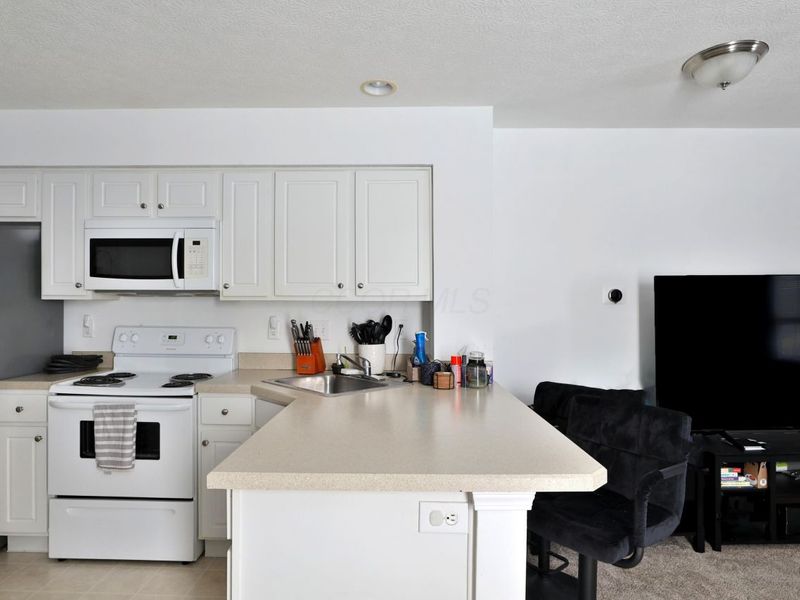 6423 Blue Knoll Drive, Unit 49, Canal Winchester, OH 43110 Photo 9