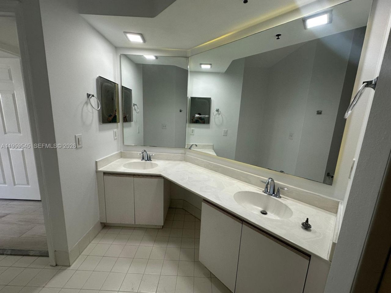 3245 NE 184 St, Unit 13304, Aventura, FL 33160 Photo