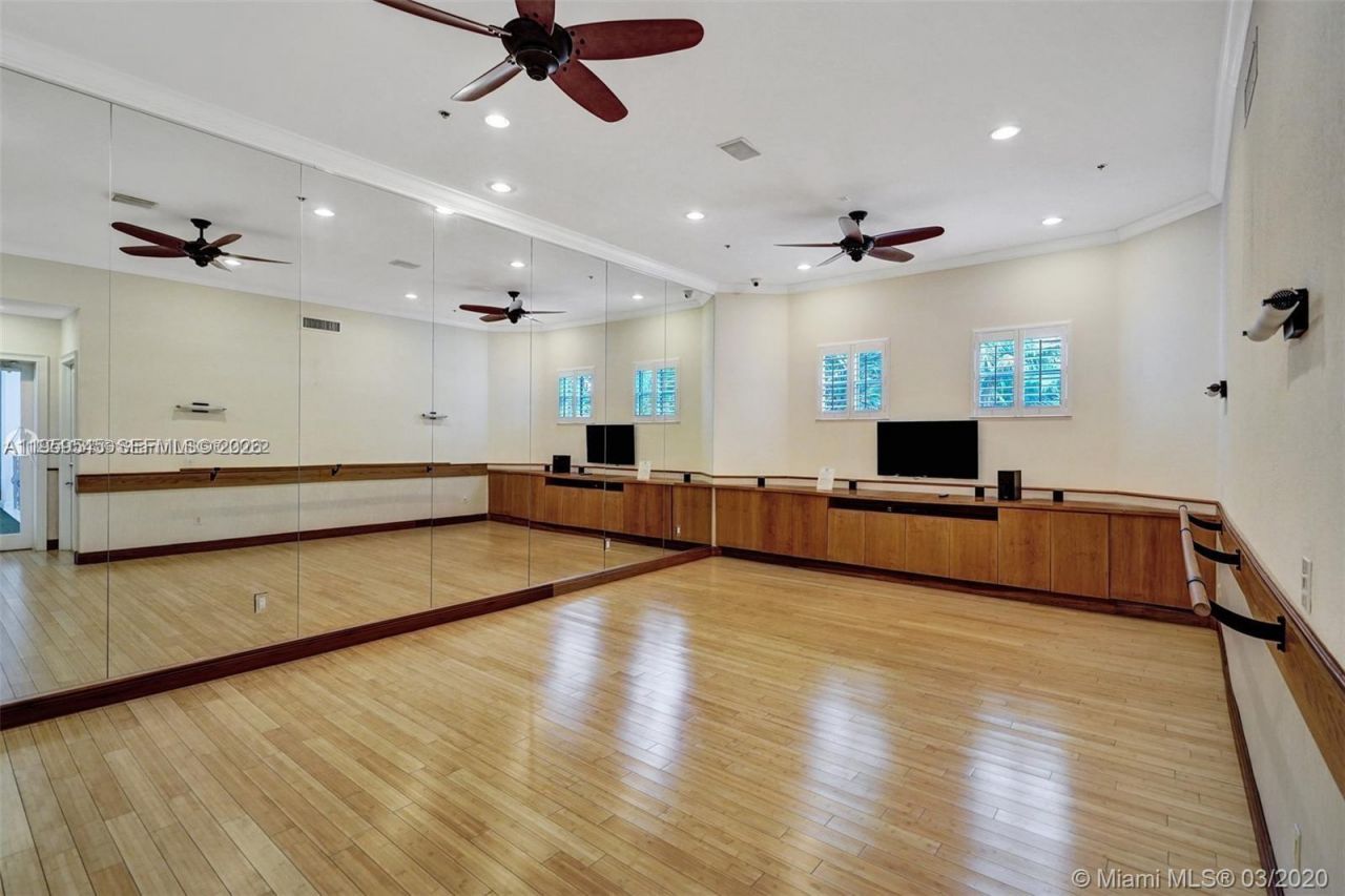 3245 NE 184 St, Unit 13304, Aventura, FL 33160 Photo