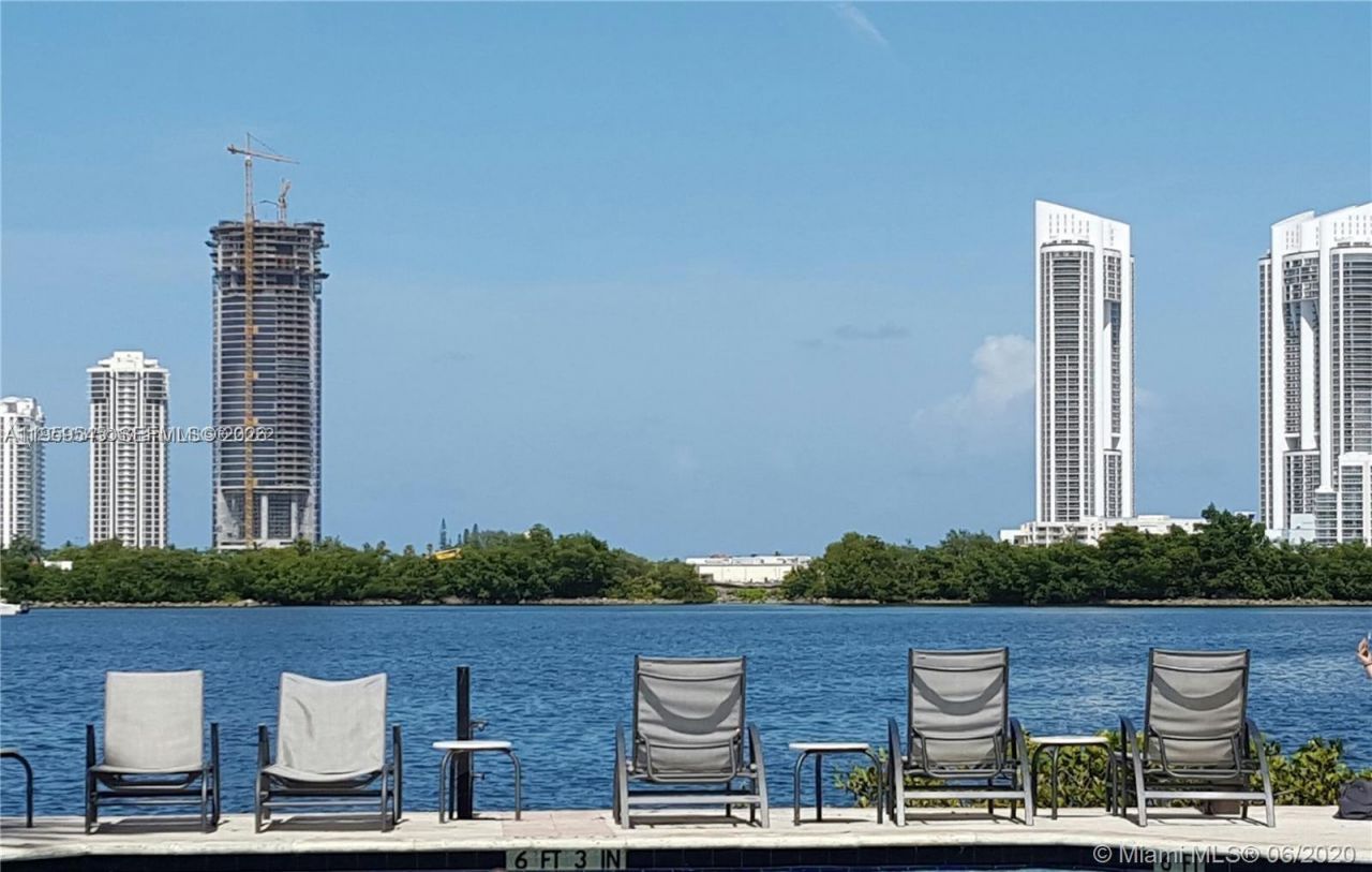 3245 NE 184 St, Unit 13304, Aventura, FL 33160 Photo