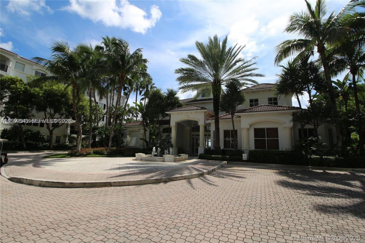 3245 NE 184 St, Unit 13304, Aventura, FL 33160 Photo