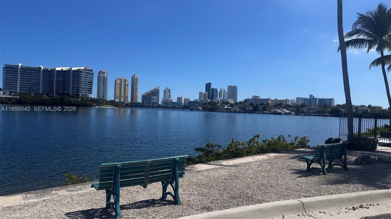 3245 NE 184 St, Unit 13304, Aventura, FL 33160 Photo