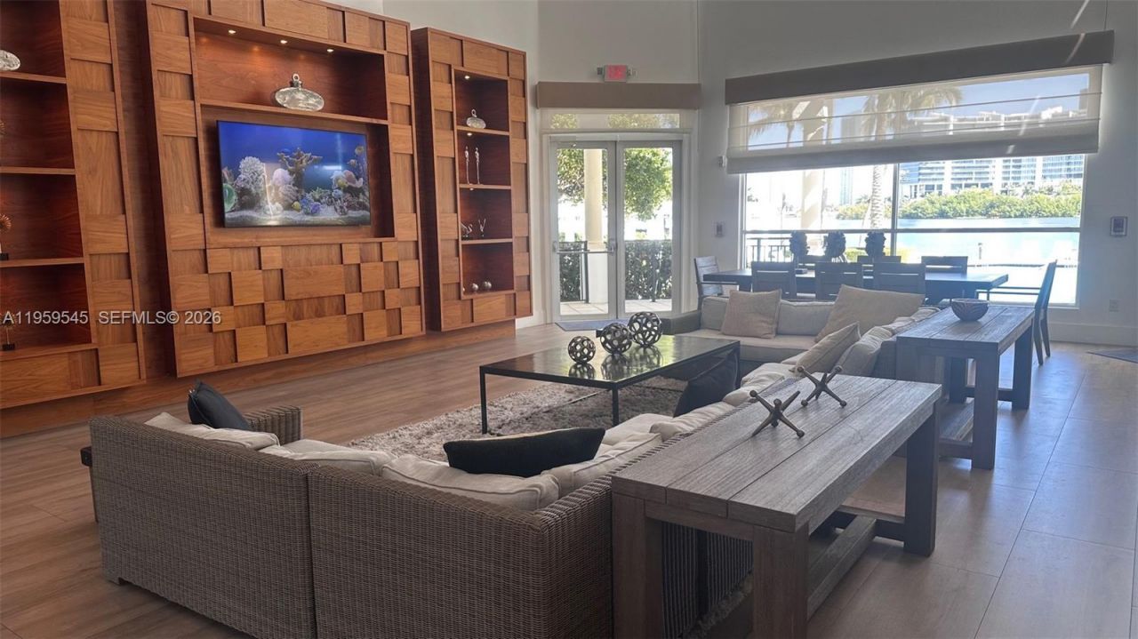 3245 NE 184 St, Unit 13304, Aventura, FL 33160 Photo