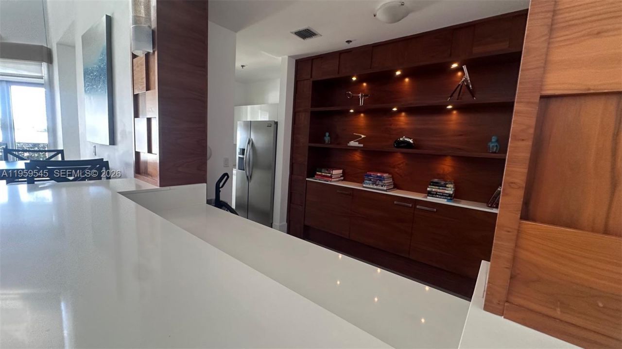 3245 NE 184 St, Unit 13304, Aventura, FL 33160 Photo