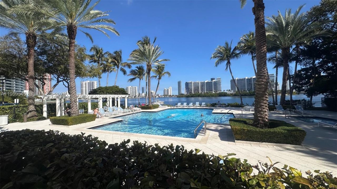 3245 NE 184 St, Unit 13304, Aventura, FL 33160 Photo