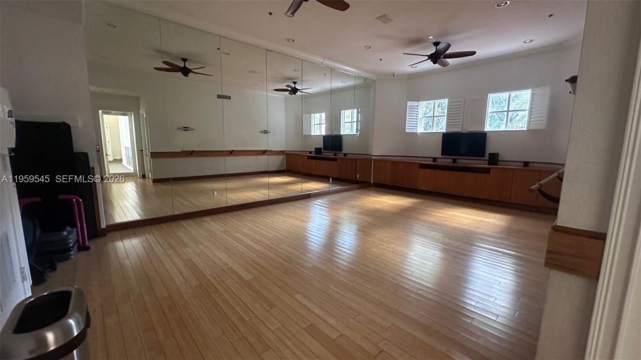 3245 NE 184 St, Unit 13304, Aventura, FL 33160 Photo