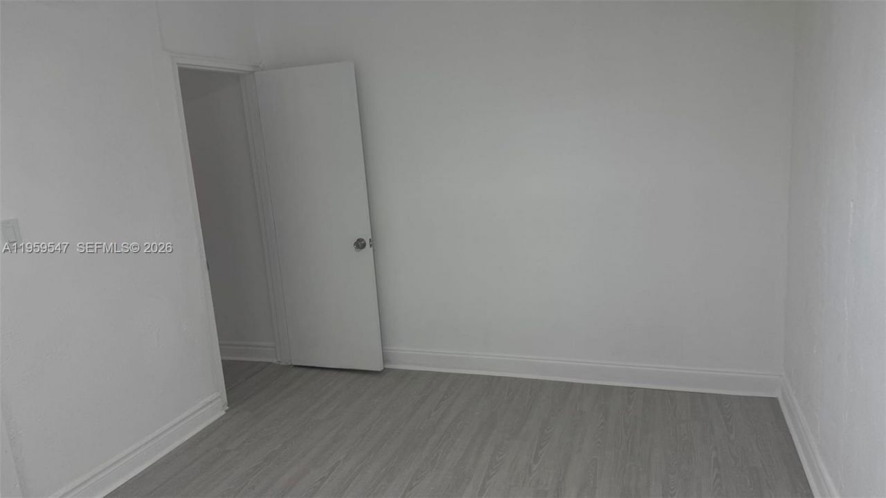 16221 E Bunche Park Dr, Miami Gardens, FL 33054 Photo