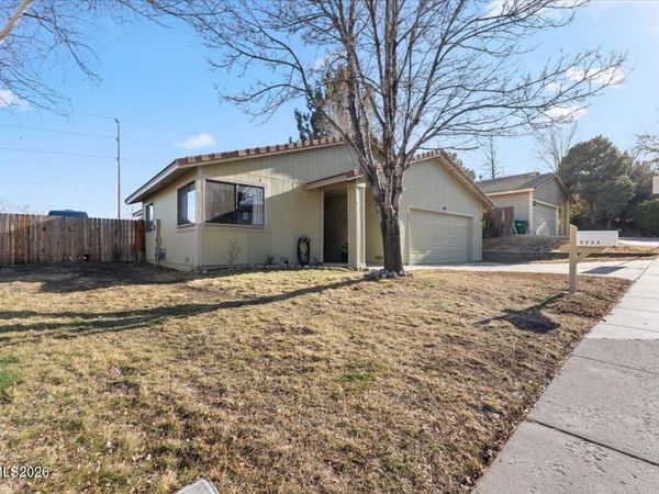 2224 Escalera Way, Reno, NV 89523