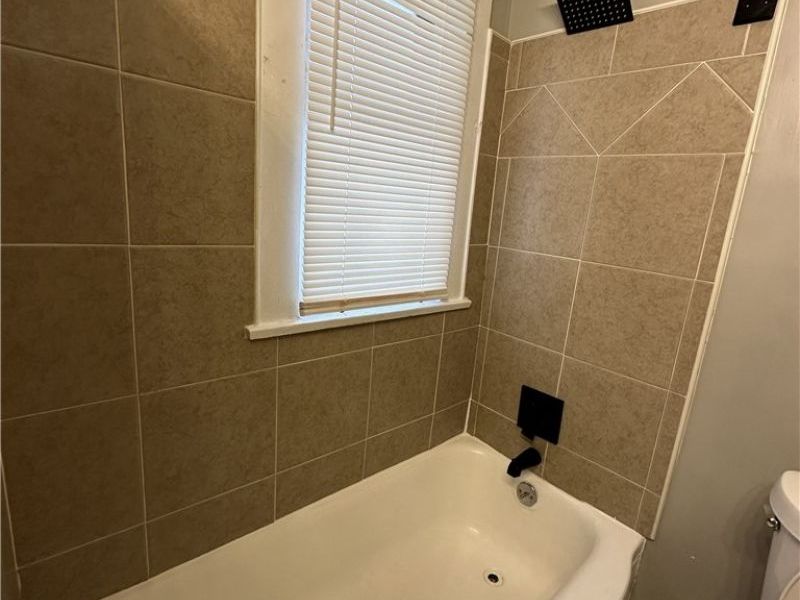 5303 Kohout Street, Maple Heights, OH 44137 Photo 9