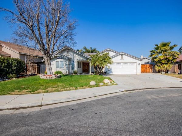 9508 Bard Court, Bakersfield, CA 93311