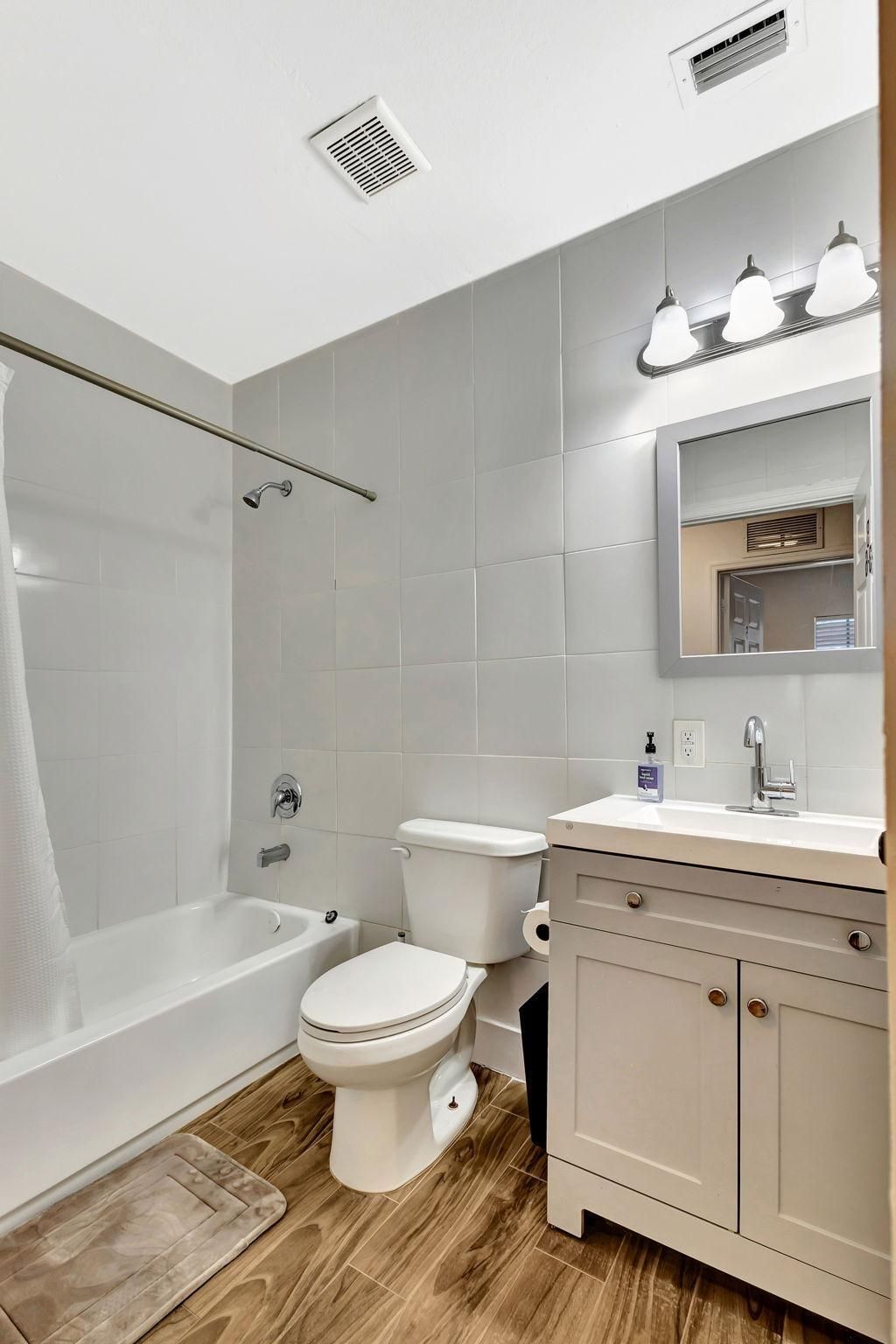 468 SW Prado Avenue, Port Saint Lucie, FL 34983 Photo