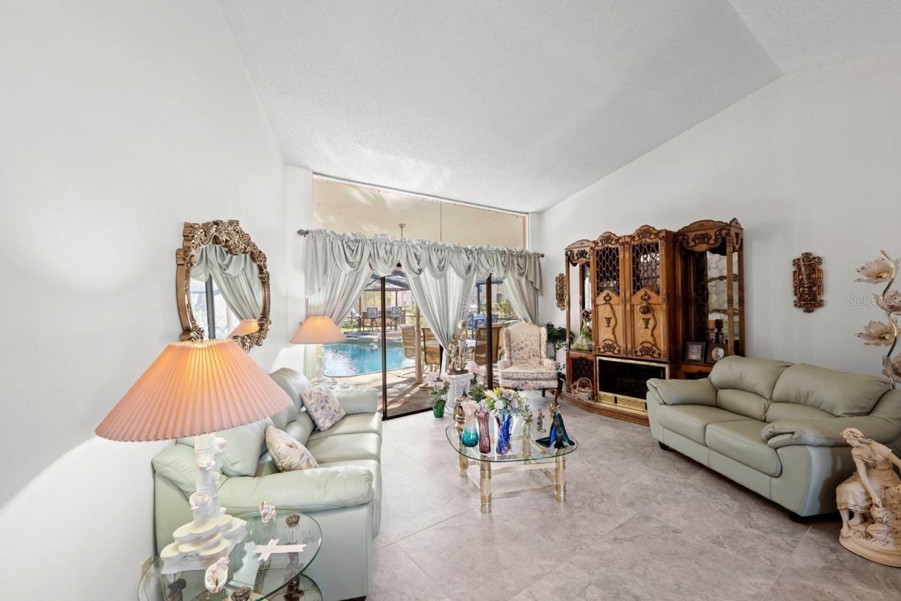 2501 E Diana Street, Tampa, FL 33610 Photo