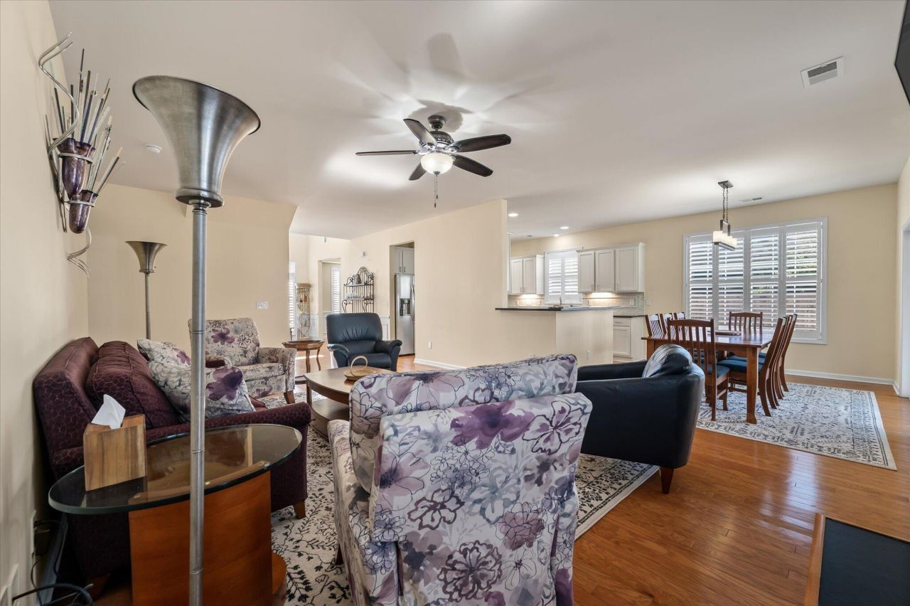 2258 Show Basket Way Photo 13