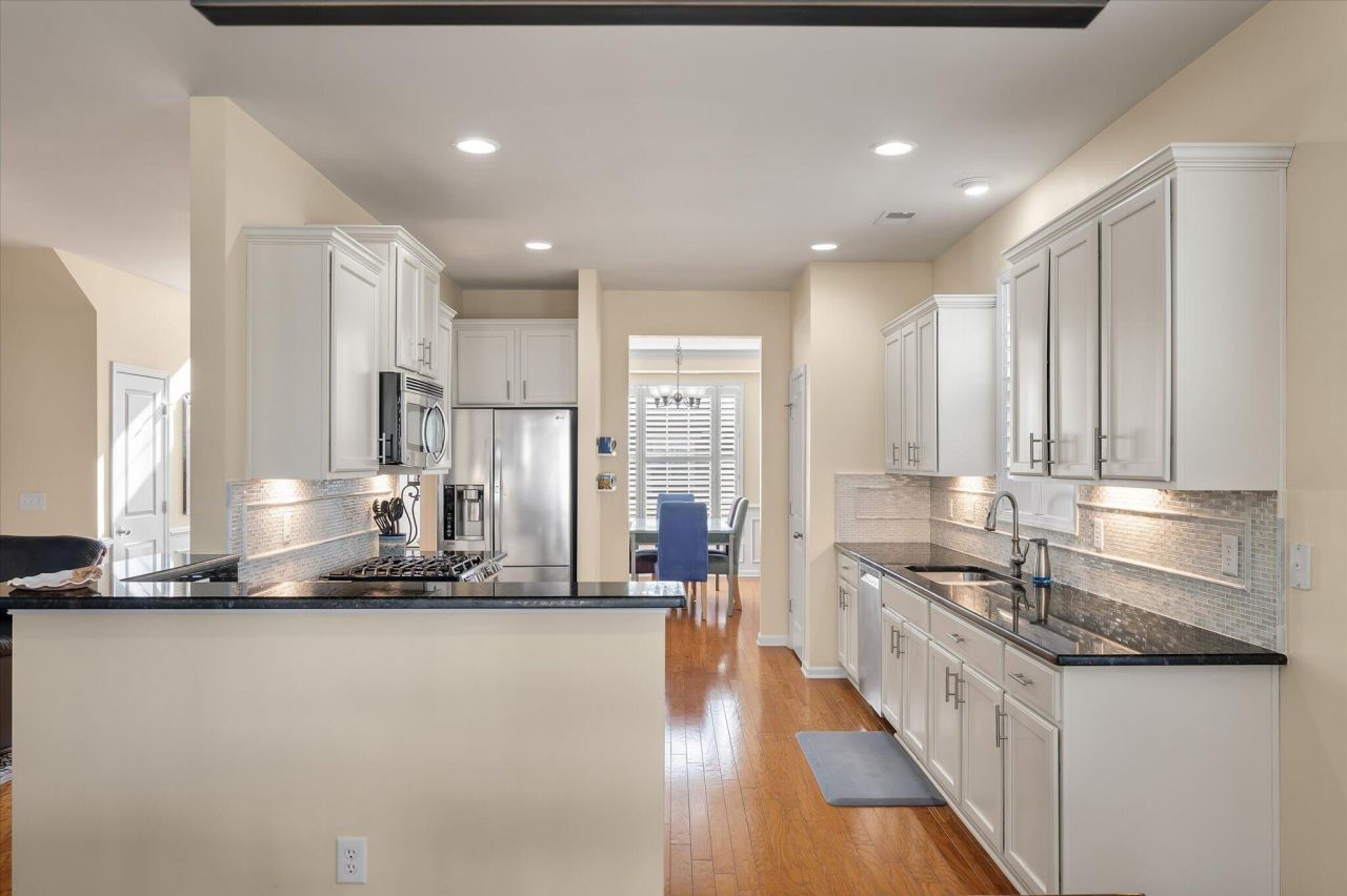 2258 Show Basket Way Photo 16