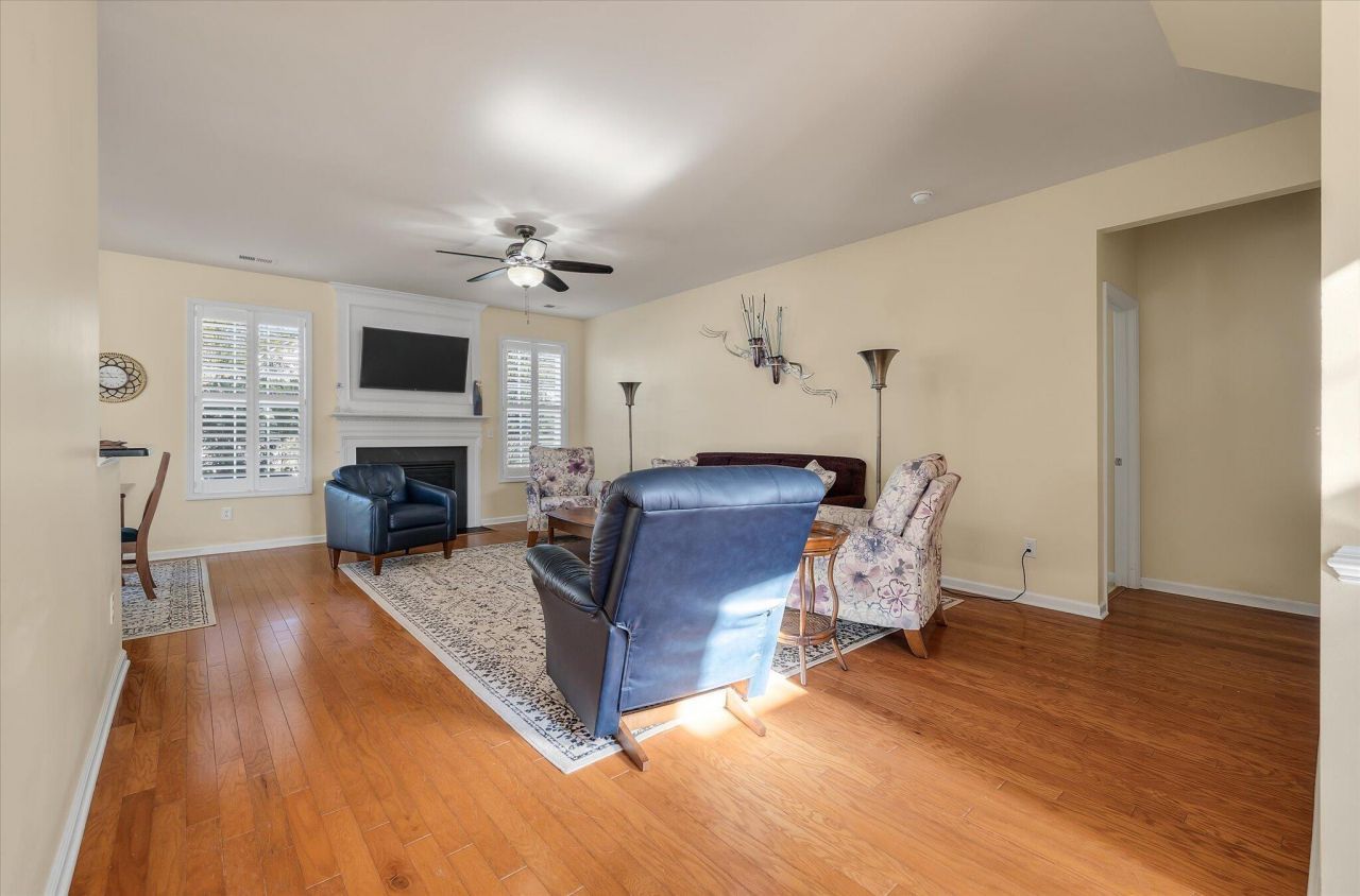 2258 Show Basket Way Photo 16