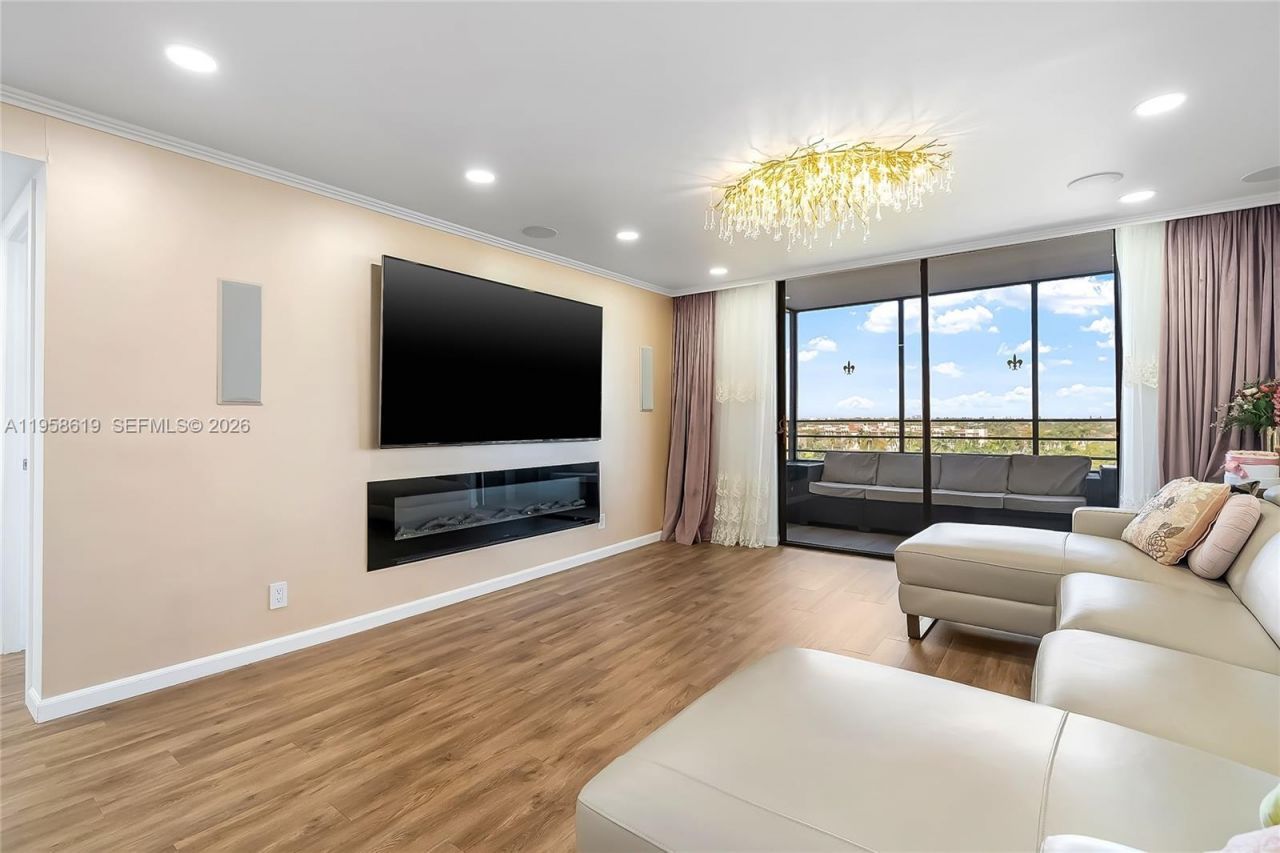 600 Three Islands Blvd , Unit 604, Hallandale Beach, FL 33009 Photo