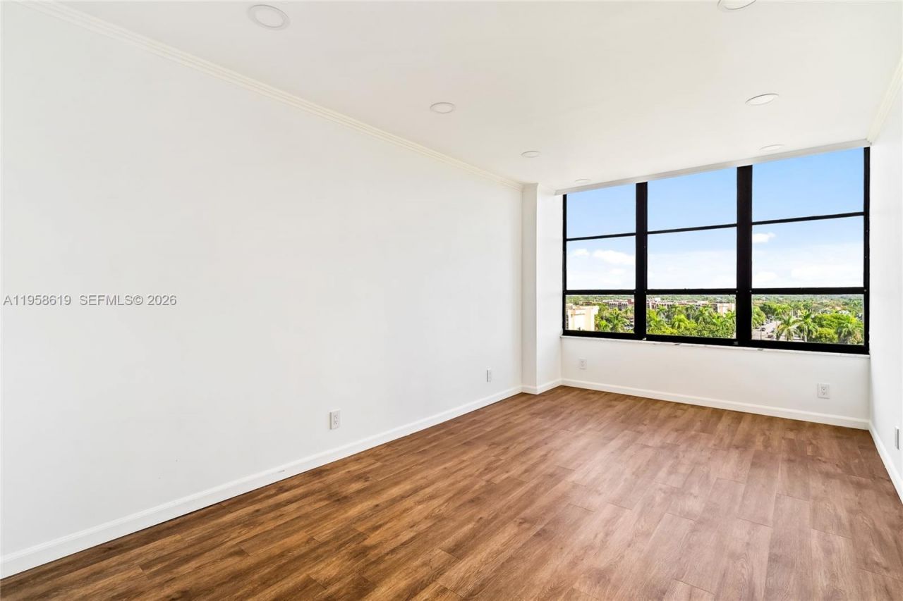 600 Three Islands Blvd, Unit 604, Hallandale Beach, FL 33009 Photo