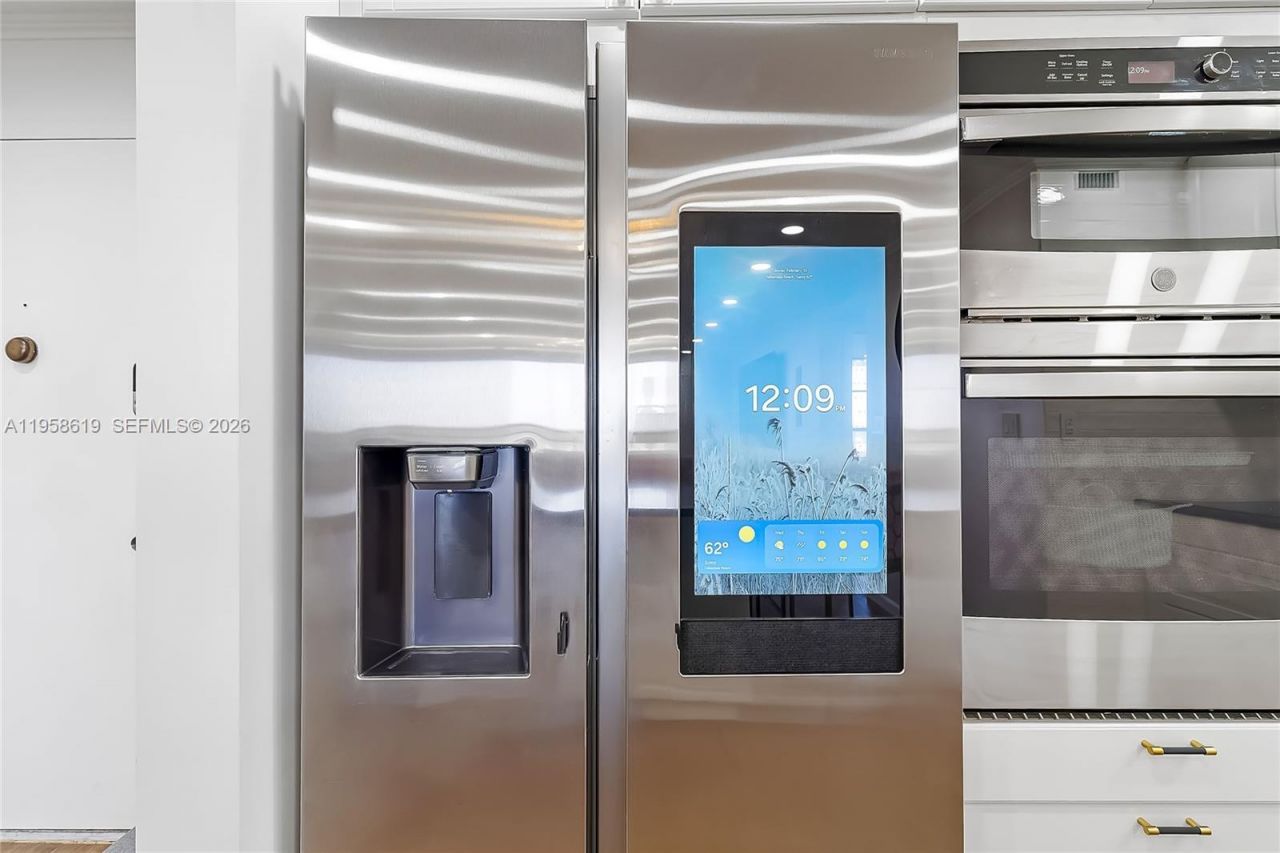 600 Three Islands Blvd , Unit 604, Hallandale Beach, FL 33009 Photo