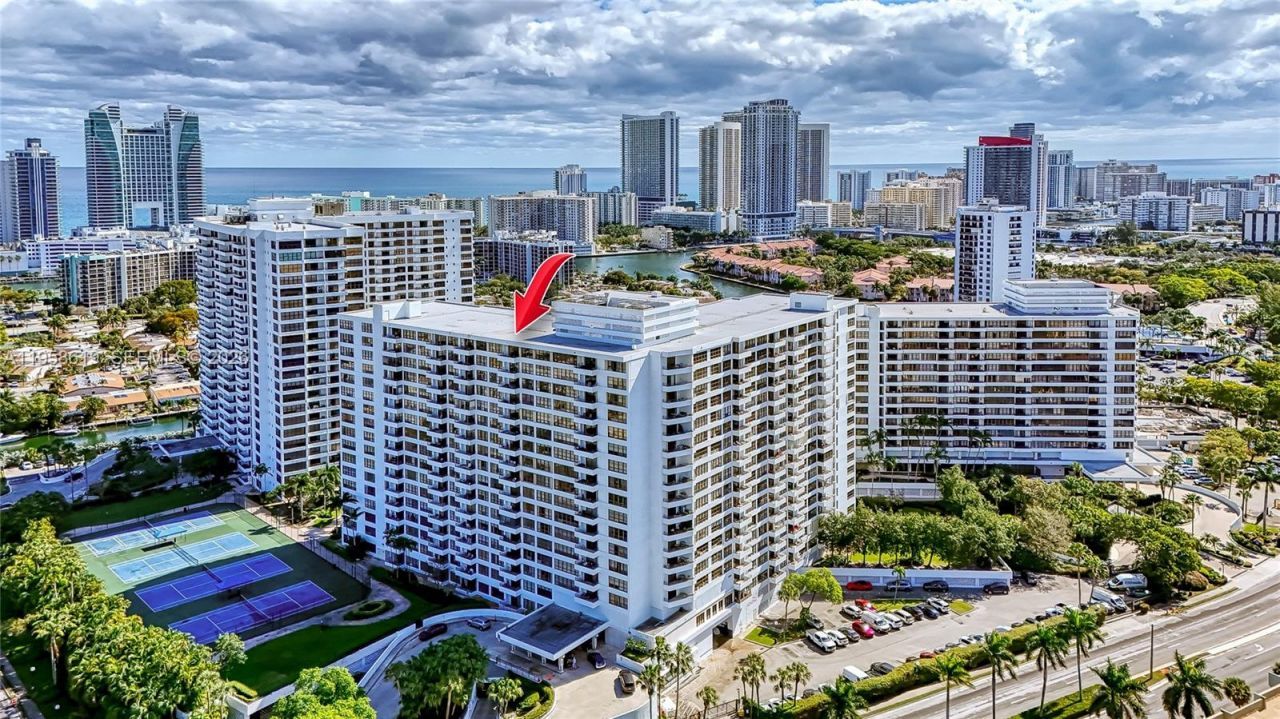 600 Three Islands Blvd , Unit 604, Hallandale Beach, FL 33009 Photo