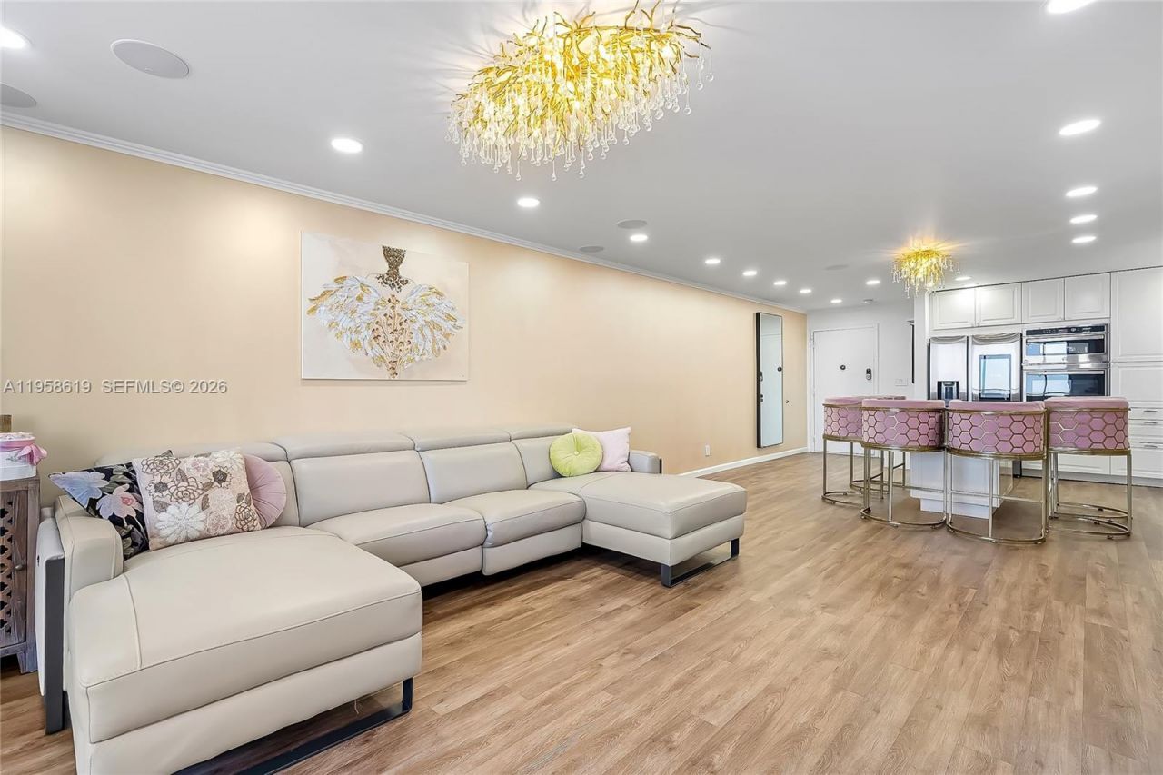 600 Three Islands Blvd , Unit 604, Hallandale Beach, FL 33009 Photo