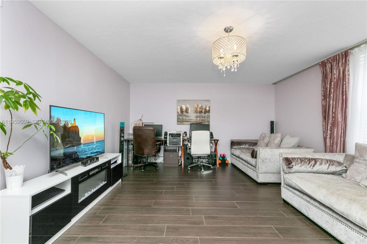 20291 NE 30th Ave, Unit PH-10, Aventura, FL 33180 Photo