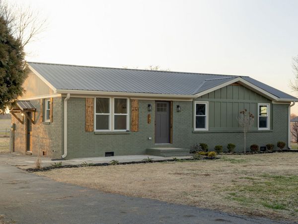 77 Royal Dr, Rock Island, TN 38581