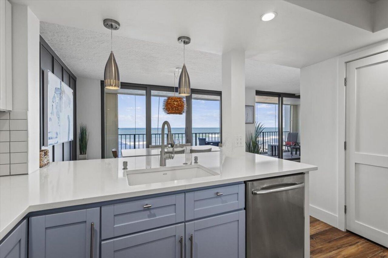 8750 S Ocean Drive, Unit 334, Jensen Beach, FL 34957 Photo